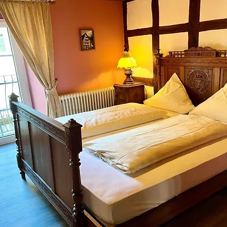 Mosel-landhaus Oster Penzion